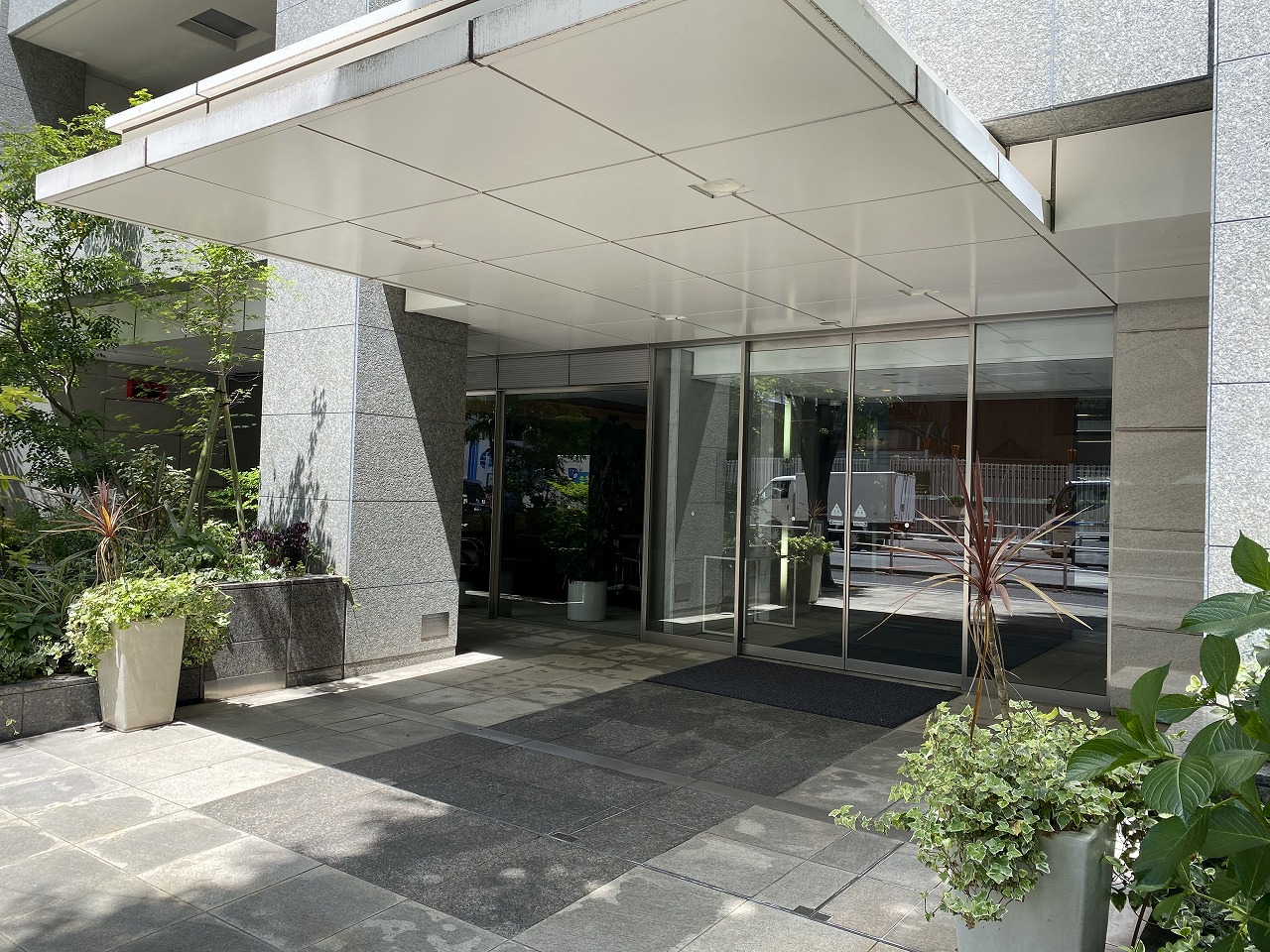 麻布市兵衛町ホームズ